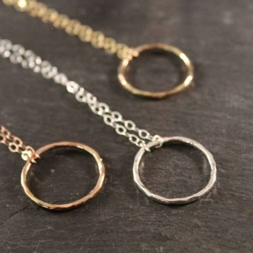 Simply Chic Hammered Circle Minimalist Necklace